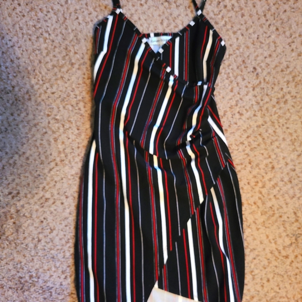 Almost famous dress size L